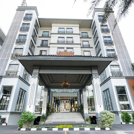 Grand Serela Yogyakarta Exterior foto