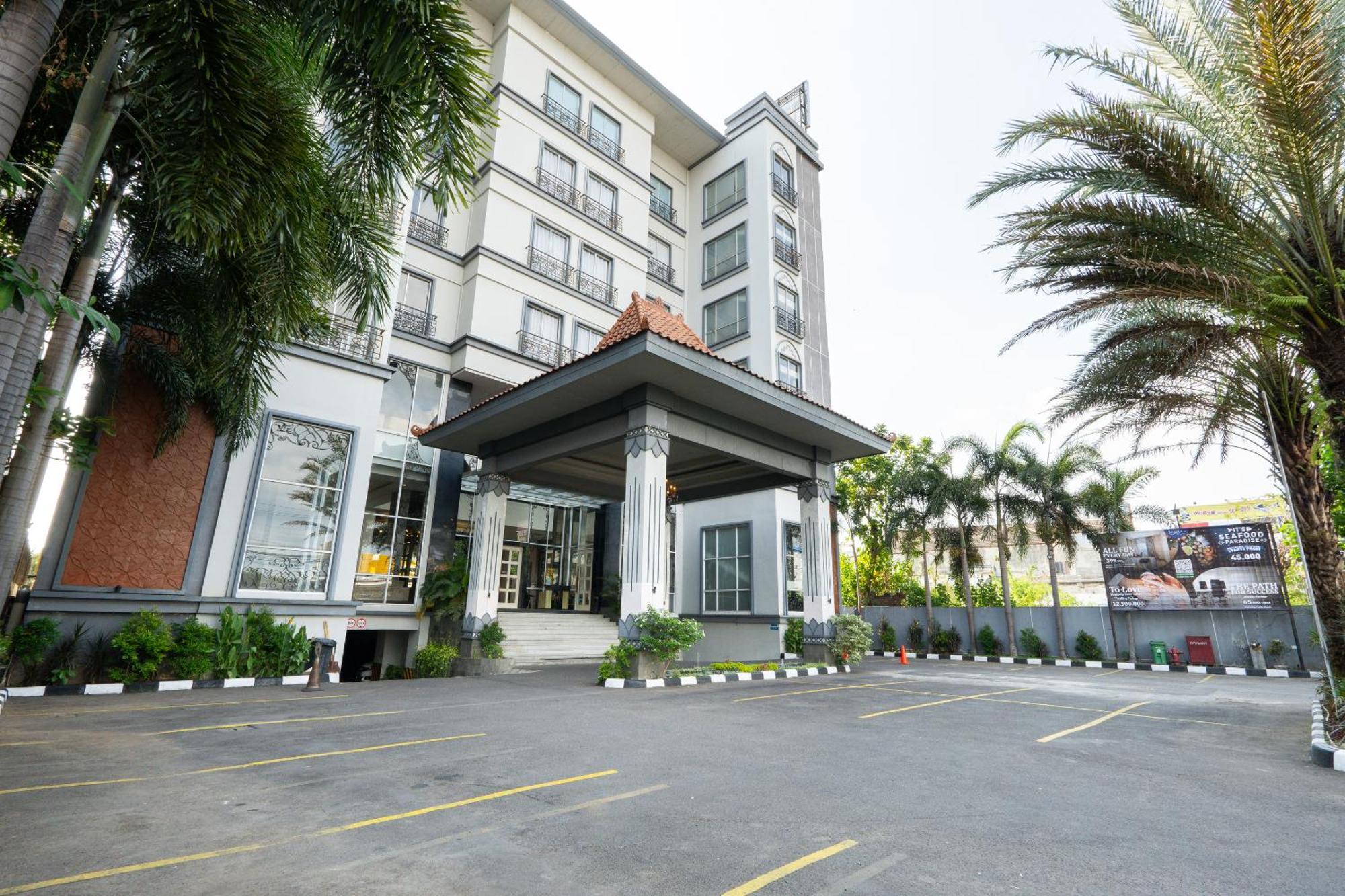 Grand Serela Yogyakarta Exterior foto